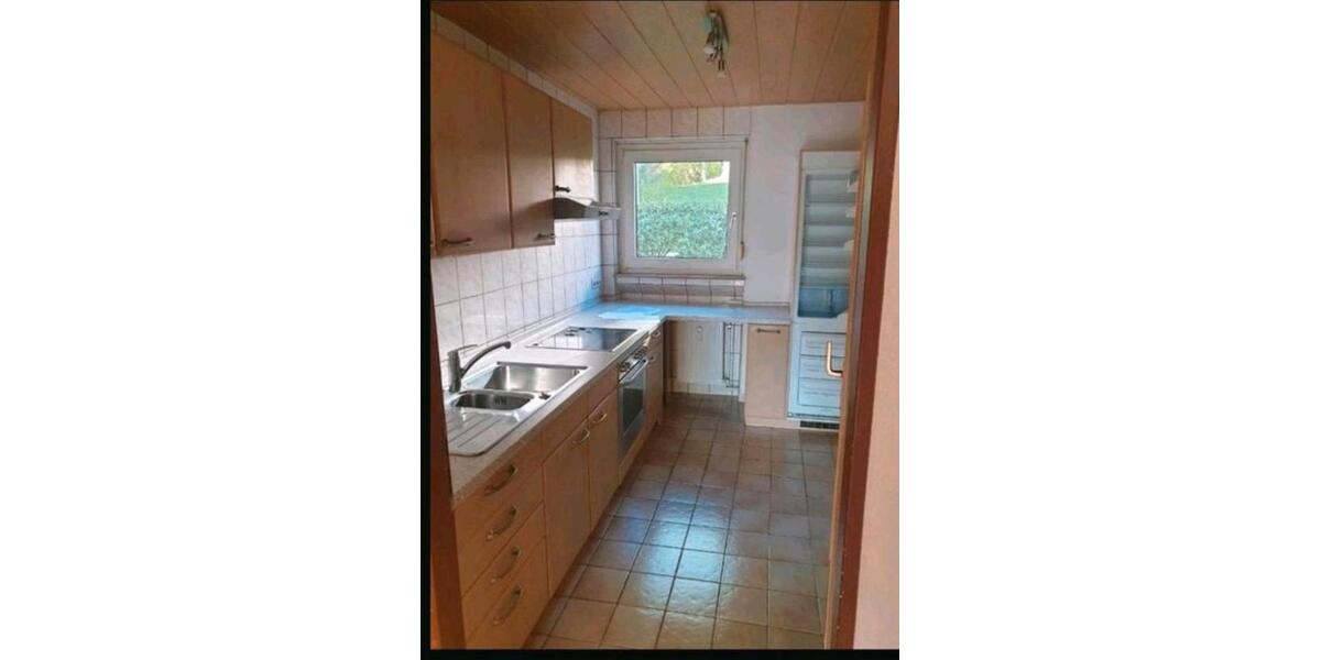 Etagenwohnung Eningen unter Achalm - 3 Zimmer, 74 m&sup2;, 230.000&euro; | Angebot:27186411