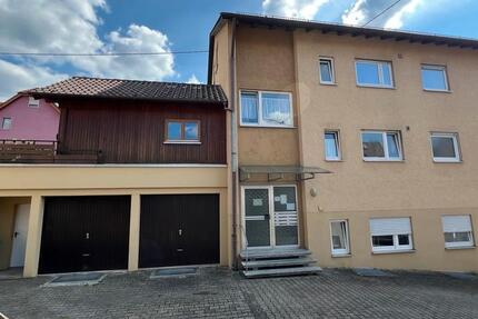 Wohnung Eningen unter Achalm - 3 Zimmer, 74 m&sup2;, 1.285&euro; | Angebot:26041296