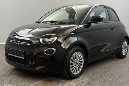 Fiat 500e 10.301 km 16.999 &euro; Reutlingen / Mittelstadt 72766