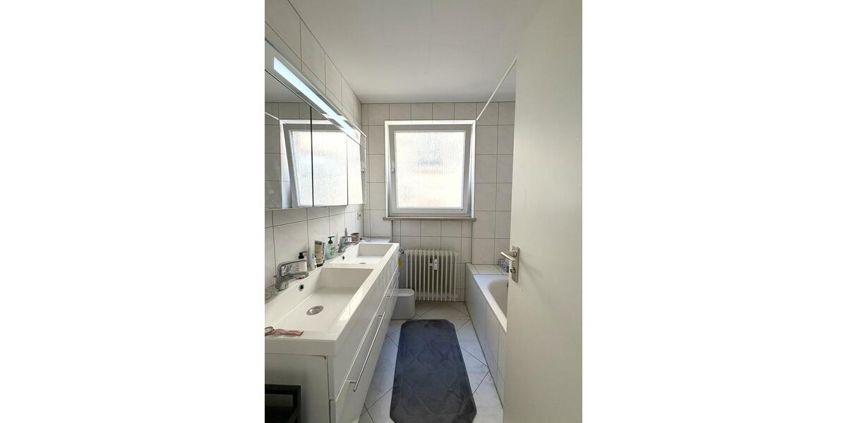 Etagenwohnung Stuttgart Stuttgart-West - 3.5 Zimmer, 86 m&sup2;, 1.900&euro; | Angebot:25982723