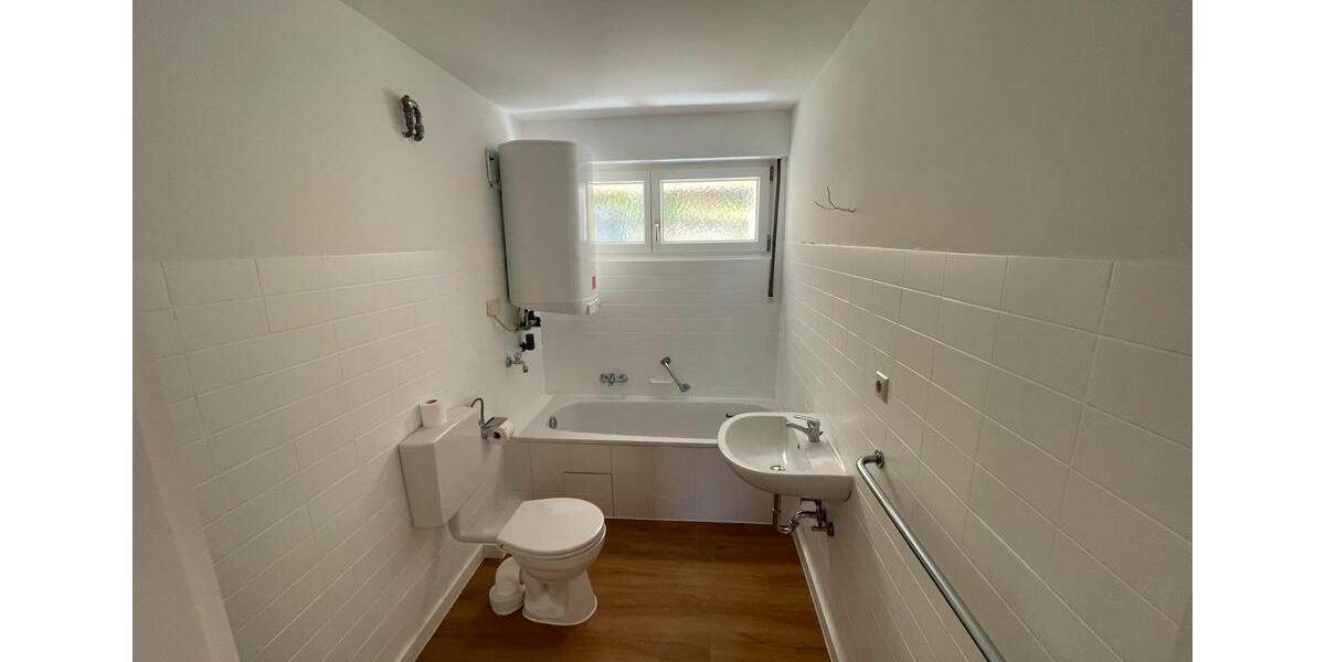 Erdgeschoßwohnung Stuttgart Botnang - 2 Zimmer, 65 m&sup2;, 1.205&euro; | Angebot:26448455