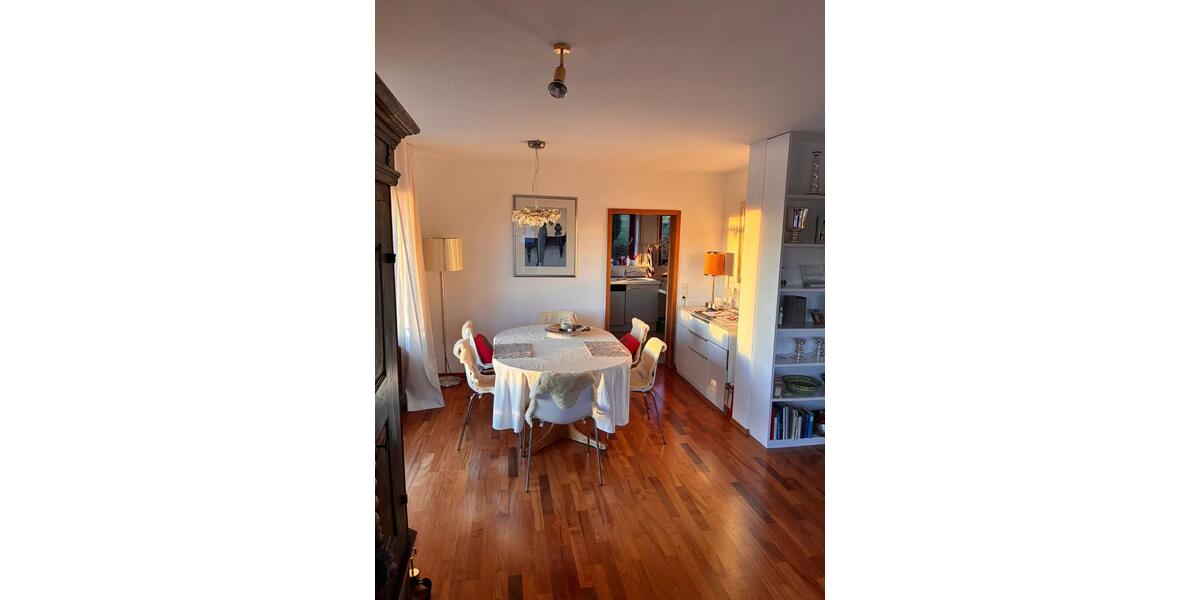 Einfamilienhaus Reutlingen Sondelfingen - 6 Zimmer, 253 m&sup2;, 1.050.000&euro; | Angebot:25935164