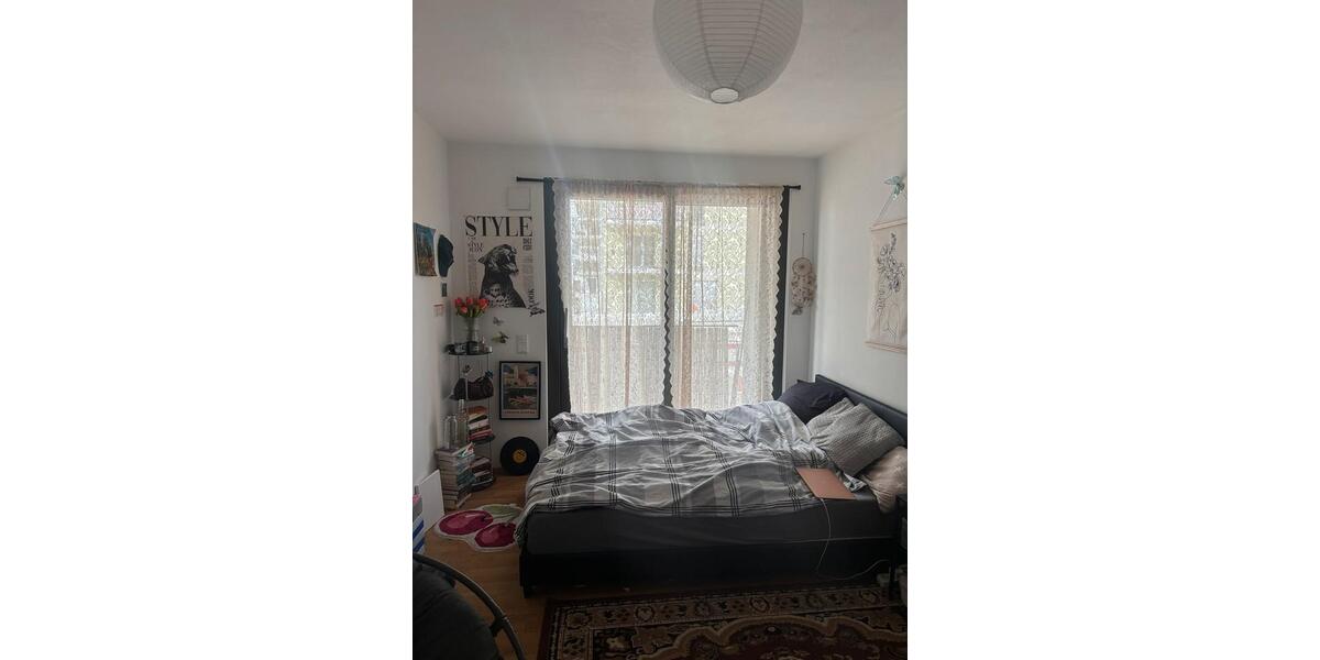 Etagenwohnung Tübingen Derendingen - 5 Zimmer, 140 m&sup2;, 571&euro; | Angebot:25047385