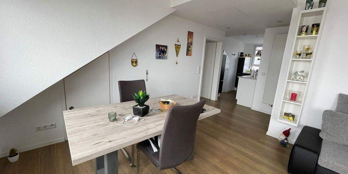 Mehrfamilienhaus, Wohnhaus Kusterdingen - 6 Zimmer, 187 m&sup2;, 780.000&euro; | Angebot:25778795