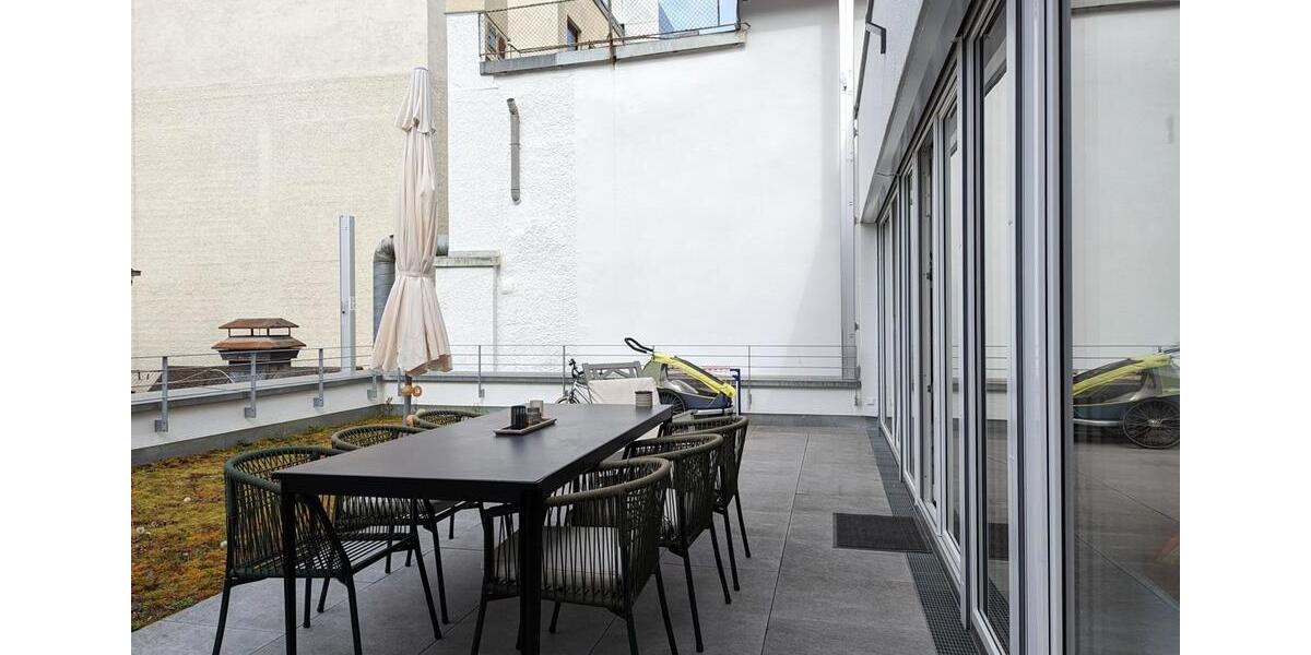 Etagenwohnung Reutlingen - 3 Zimmer, 102 m&sup2;, 1.400&euro; | Angebot:26097344