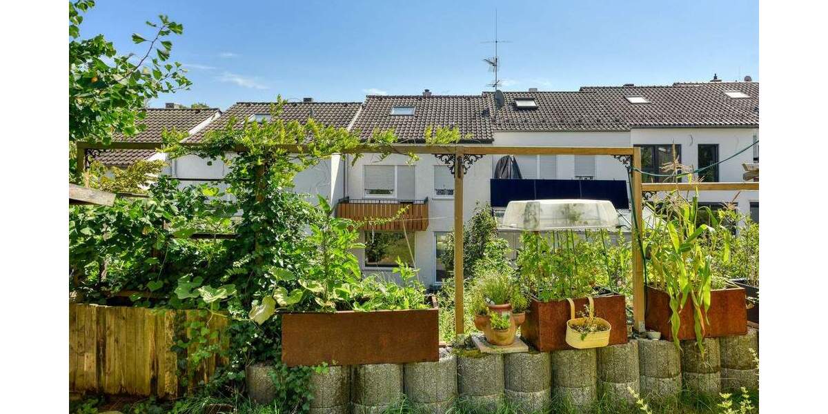 Reihenmittelhaus Stuttgart Rohracker - 5 Zimmer, 120 m&sup2;, 498.000&euro; | Angebot:25693431
