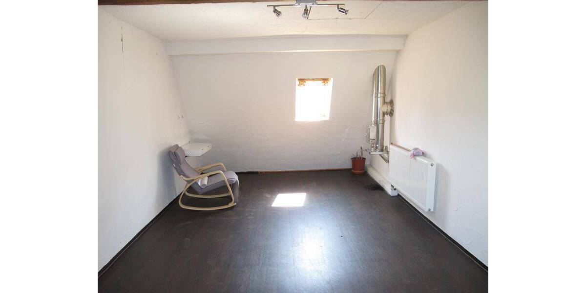 Einfamilienhaus Haigerloch Bittelbronn - 6 Zimmer, 165 m&sup2;, 225.000&euro; | Angebot:25684899