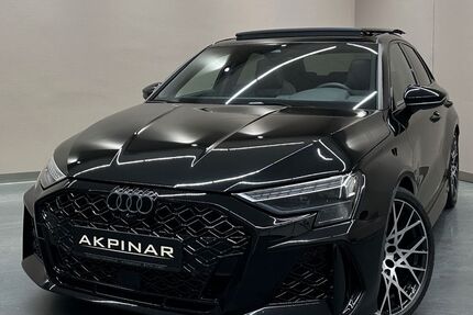 Audi RS3 8.300 km 64.800 &euro; Holzgerlingen 71088