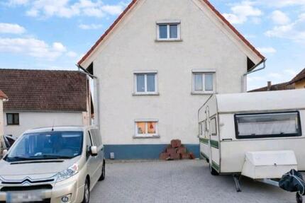 Haus Hechingen - 6 Zimmer, 156 m&sup2;, 270.000&euro; | Angebot:26942202