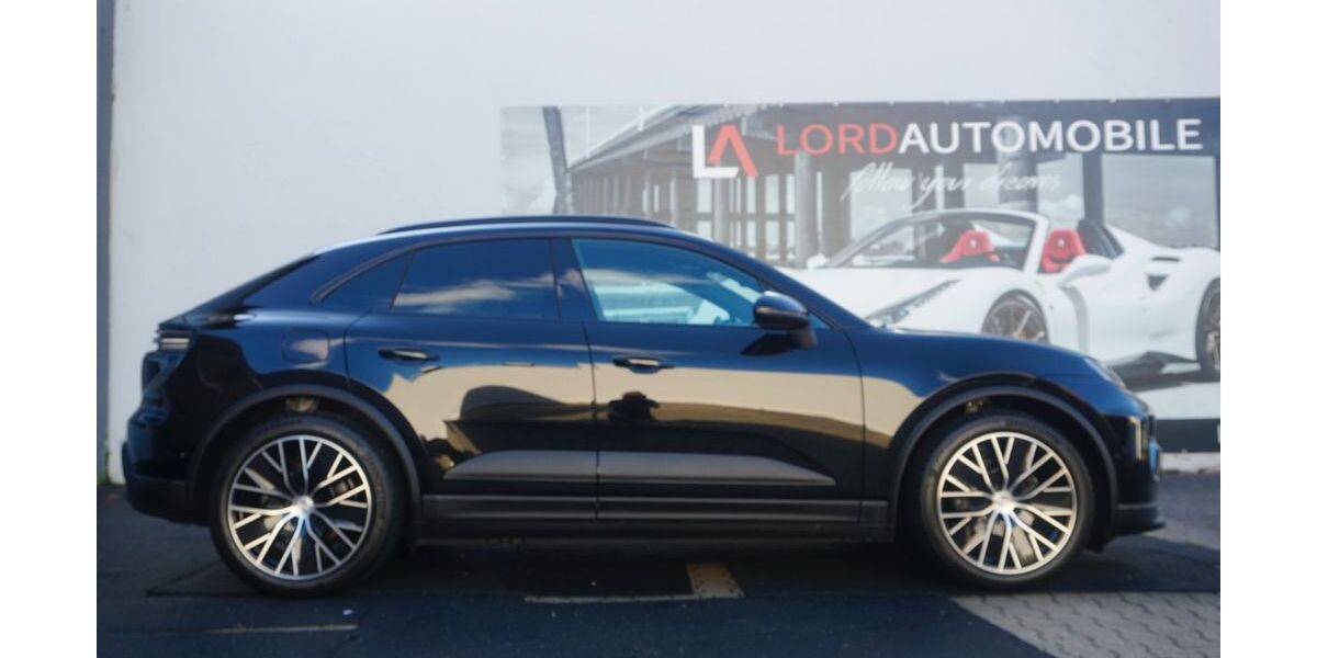 Porsche Macan 5.900 km 75.999 &euro; Stuttgart 70499