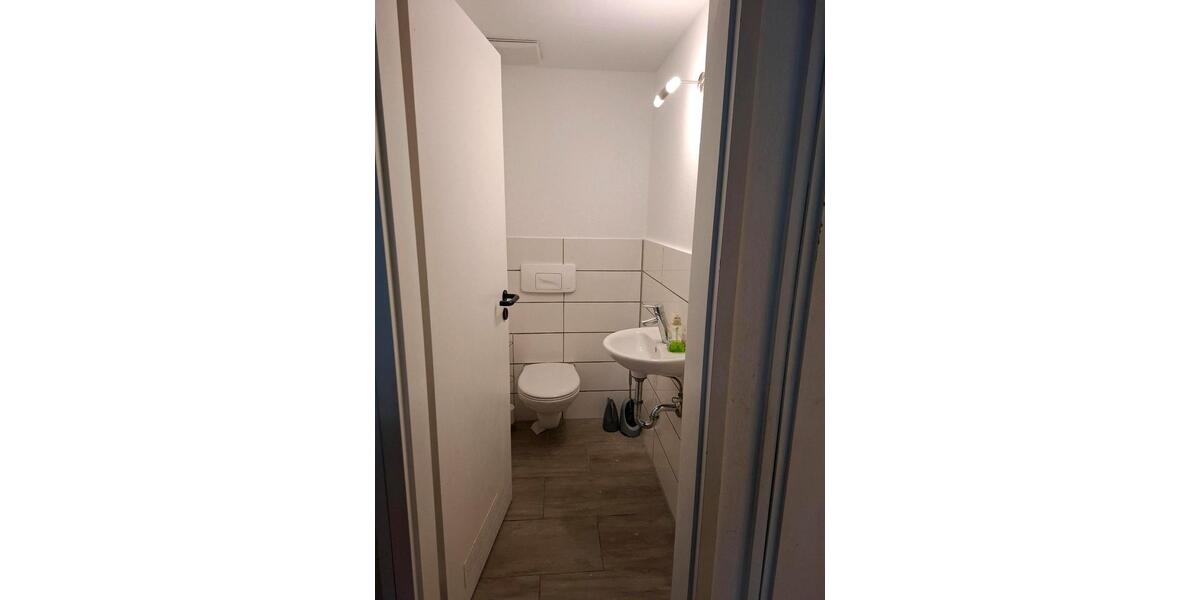Gewerbeobjekt Reutlingen - 900&euro; | Angebot:25137183