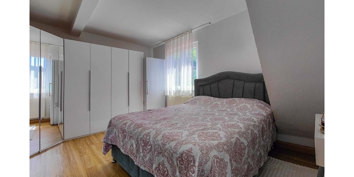 Mehrfamilienhaus in Bad Urach zu verkaufen. - Mehrfamilienhaus, Wohnhaus Bad Urach | Angebot:24691028