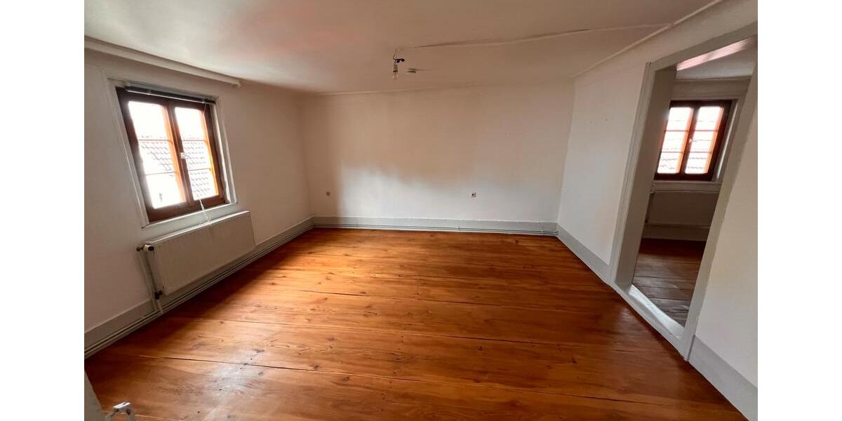 Etagenwohnung Hechingen - 5 Zimmer, 105 m&sup2;, 600&euro; | Angebot:26463438