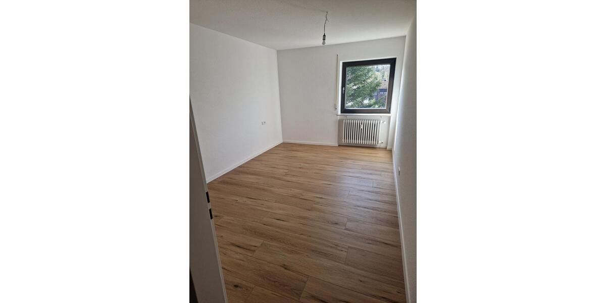 Etagenwohnung Mössingen - 2.5 Zimmer, 63 m&sup2;, 850&euro; | Angebot:25376644