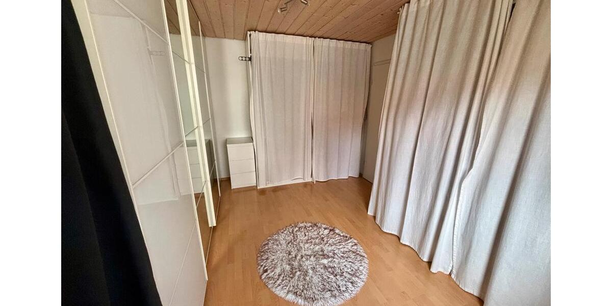 Maisonettenwohnung Sindelfingen Eichholz - 3.5 Zimmer, 96 m&sup2;, 1.600&euro; | Angebot:25829632