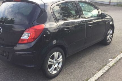Opel Corsa 136.500 km 1.600 &euro; Metzingen 72555