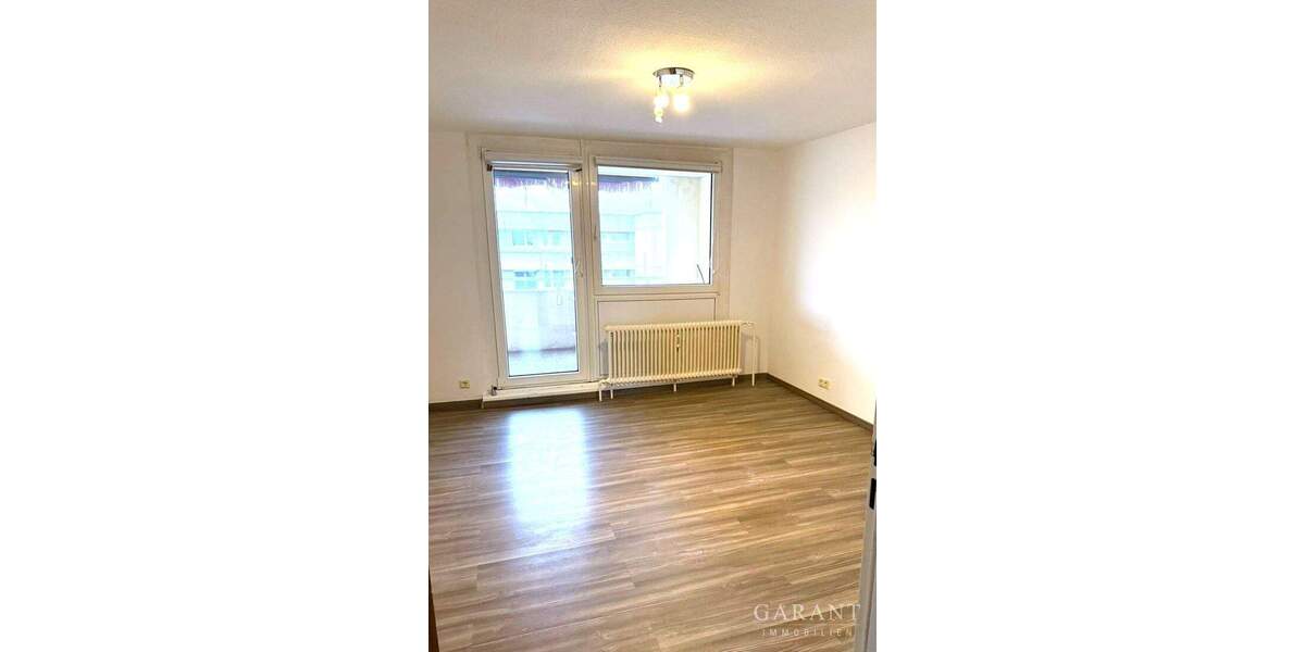 Etagenwohnung Sindelfingen Mitte - 3 Zimmer, 82 m&sup2;, 169.000&euro; | Angebot:25707743