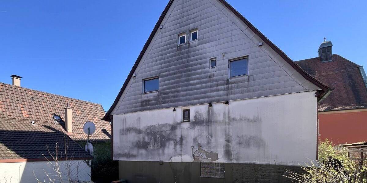 Mehrfamilienhaus, Wohnhaus Stuttgart / Vaihingen Vaihingen - 9 Zimmer, 362 m&sup2;, 490.000&euro; | Angebot:26419022