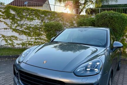 Porsche Cayenne 128.000 km 35.000 &euro; Stuttgart 70619