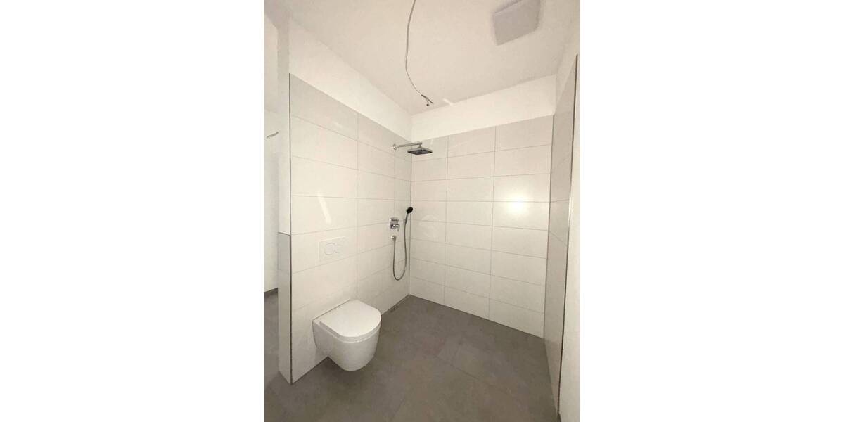 Etagenwohnung Sindelfingen Mitte - 2 Zimmer, 89 m&sup2;, 1.180&euro; | Angebot:26190952