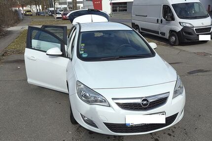 Opel Astra 169.000 km 2.900 &euro; Tübingen 72074