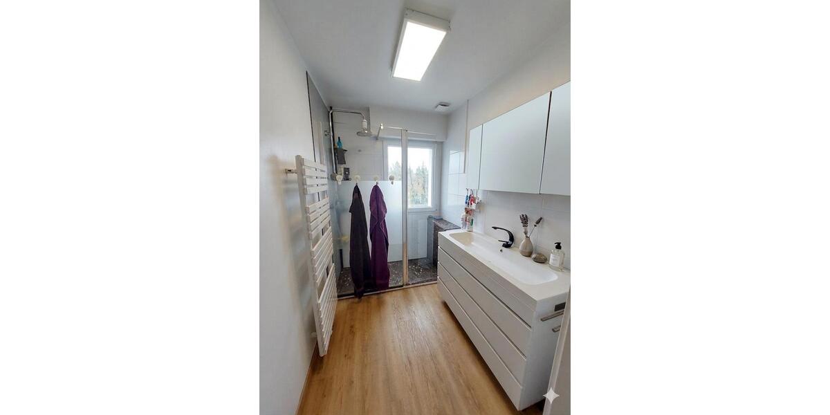 Einfamilienhaus Bad Urach - 7 Zimmer, 192 m&sup2;, 499.000&euro; | Angebot:26004830