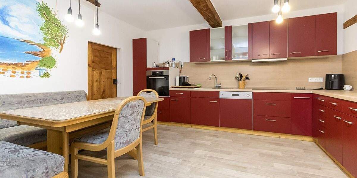 Mehrfamilienhaus, Wohnhaus Burladingen-Stetten unter Holstein Stetten - 6 Zimmer, 165 m&sup2;, 259.000&euro; | Angebot:25681857