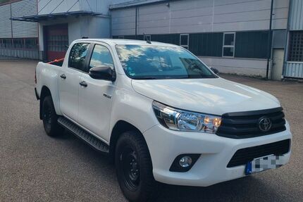 Toyota Hilux 24.000 km 35.000 &euro; Rottenburg 72108