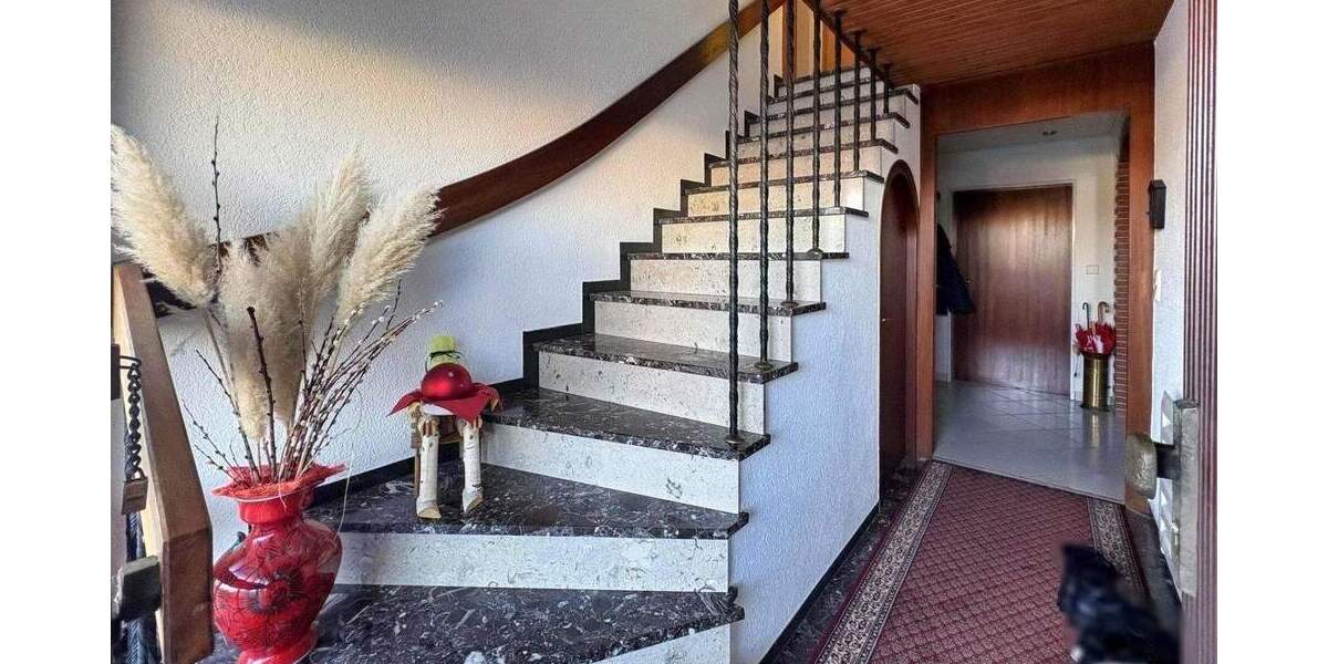 Einfamilienhaus Hechingen - 7 Zimmer, 160 m&sup2;, 449.000&euro; | Angebot:25692964