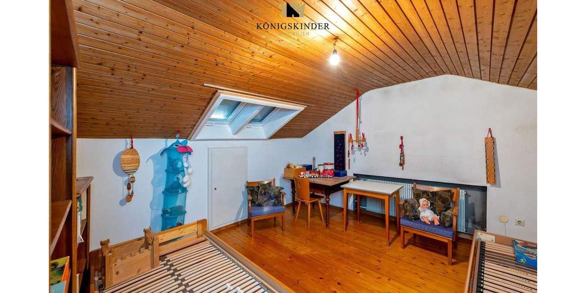 Einfamilienhaus Bad Urach - 6 Zimmer, 182 m&sup2;, 395.000&euro; | Angebot:25669344
