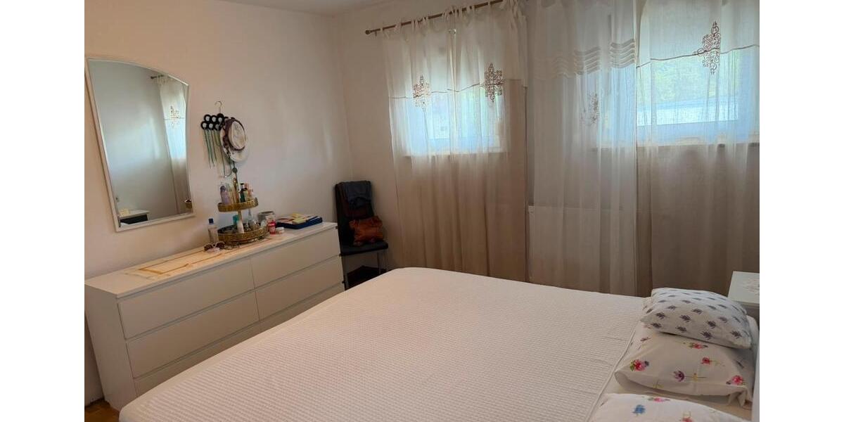 Etagenwohnung Nürtingen - 4 Zimmer, 84 m&sup2;, 349.000&euro; | Angebot:27168910