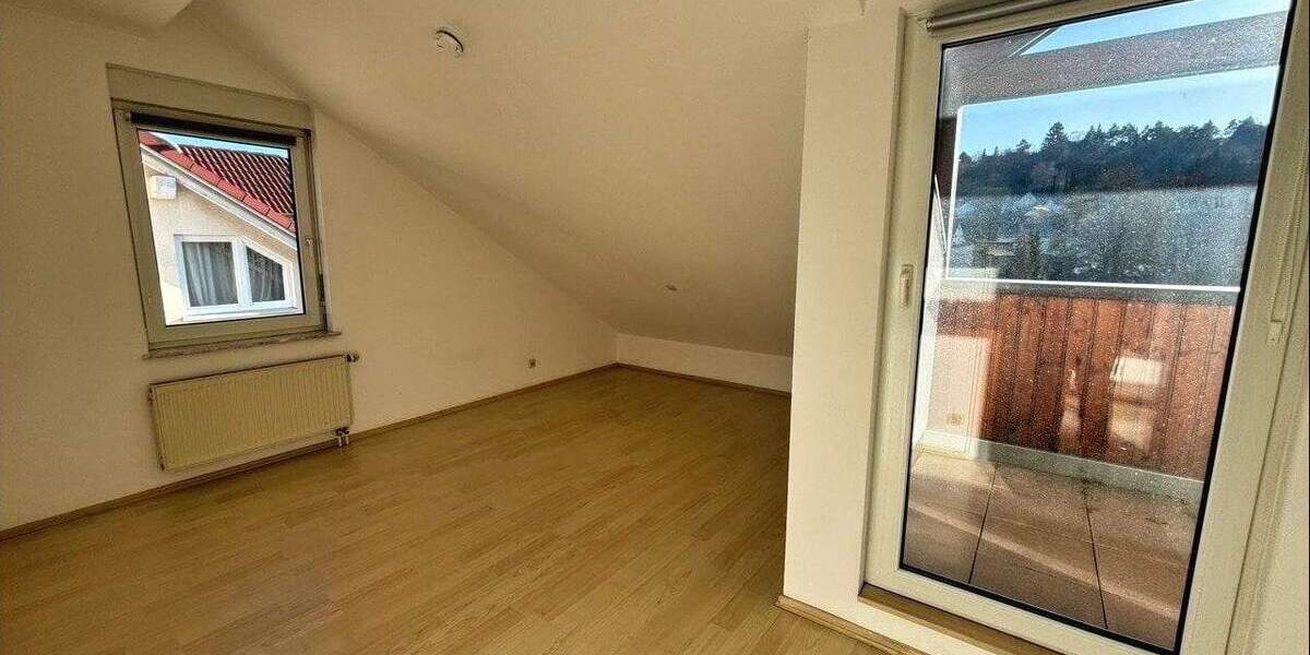 Etagenwohnung Aidlingen - 4 Zimmer, 81 m&sup2;, 319.000&euro; | Angebot:25704405