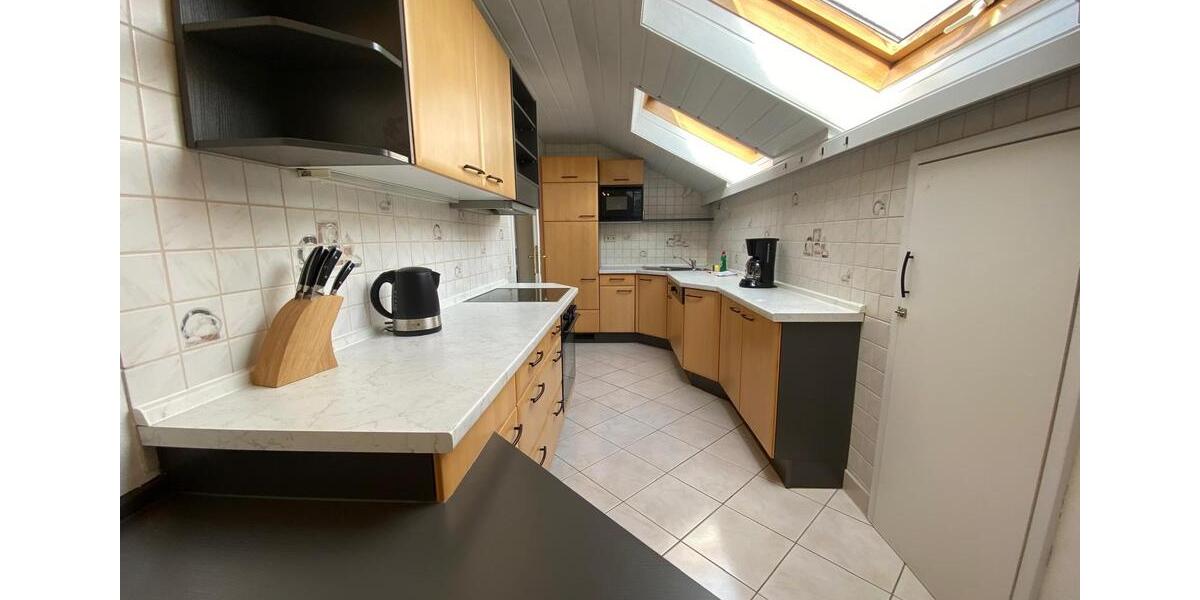 Dachgeschoßwohnung Sindelfingen - 3 Zimmer, 62 m&sup2;, 1.150&euro; | Angebot:25414574