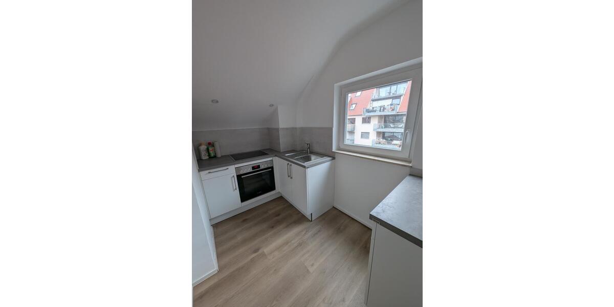 Dachgeschoßwohnung Metzingen - 1.5 Zimmer, 40 m&sup2;, 590&euro; | Angebot:26325750