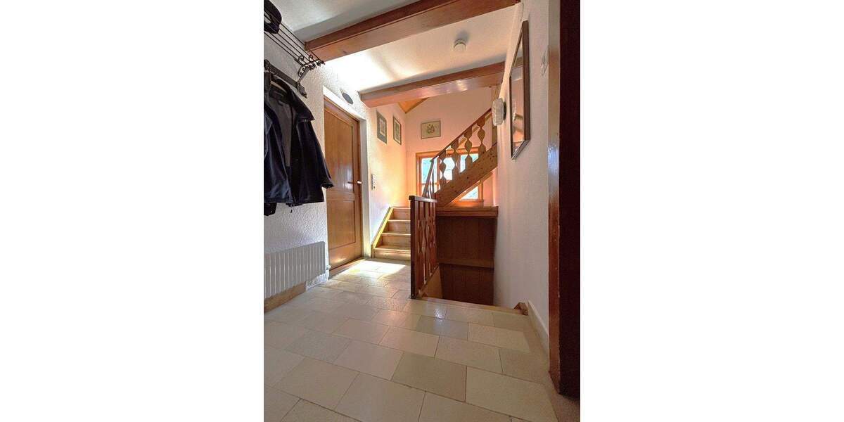 Einfamilienhaus Böblingen - 6 Zimmer, 196 m&sup2;, 895.000&euro; | Angebot:25733305