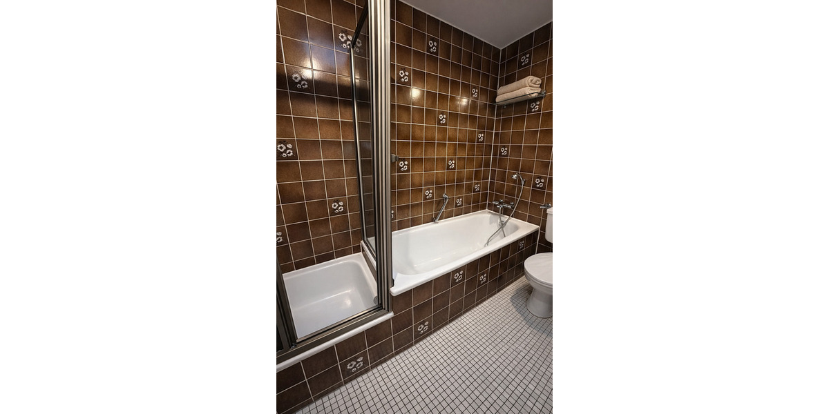 Mehrfamilienhaus, Wohnhaus Filderstadt Bernhausen - 5 Zimmer, 121 m&sup2;, 485.000&euro; | Angebot:25737709