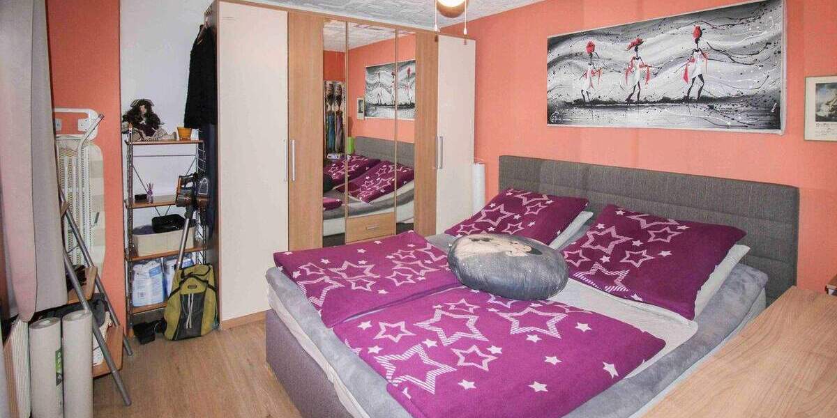 Einfamilienhaus Bad Urach Sirchingen - 4 Zimmer, 295.000&euro; | Angebot:25706489