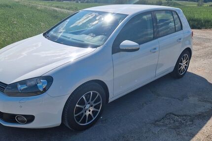 VW Golf 276.233 km 2.950 &euro; Haigerloch 72401