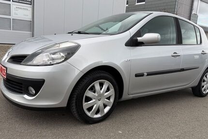 Renault Clio 79.000 km 5.200 &euro; Grafenau 71120