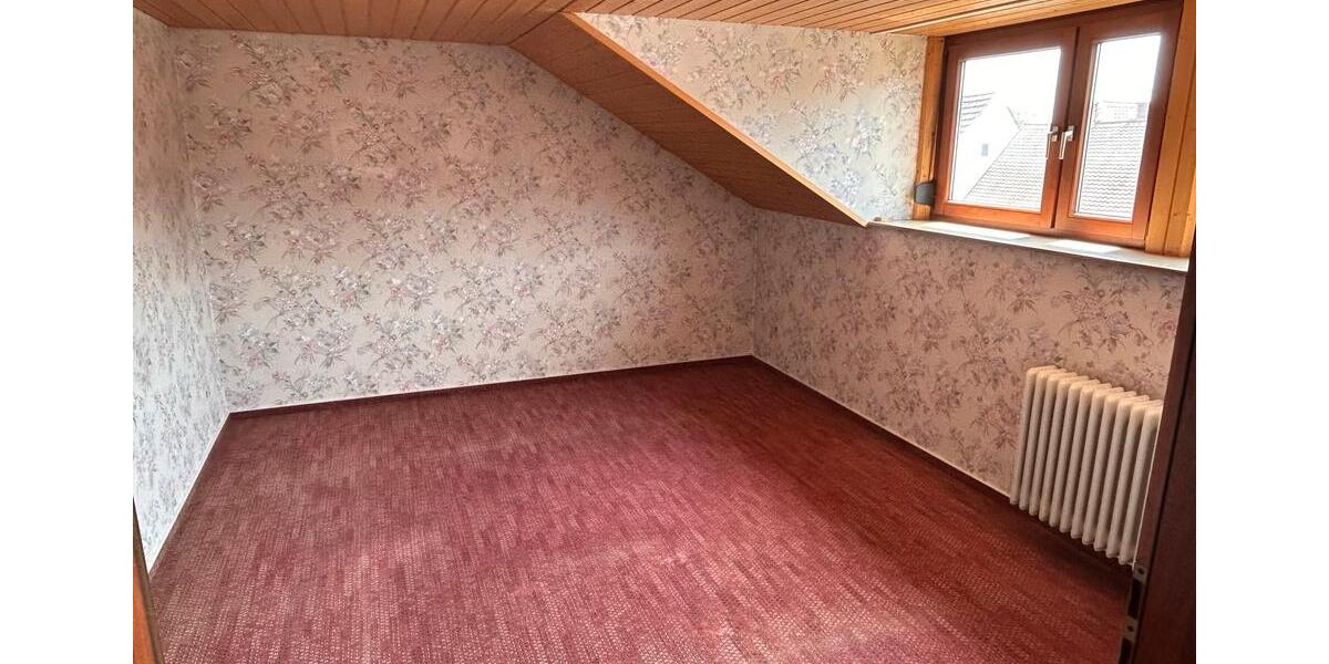 Reihenhaus Köngen - 8 Zimmer, 210 m&sup2;, 630.000&euro; | Angebot:27191337