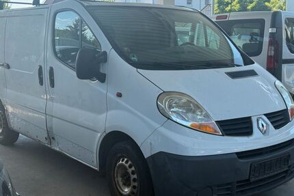 Renault Trafic 186.000 km 3.999 &euro; Gomaringen 72810