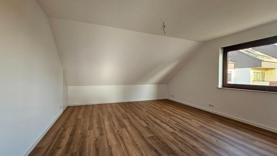 Etagenwohnung Stuttgart Birkach - 4 Zimmer, 123 m&sup2;, 1.600&euro; | Angebot:24840678
