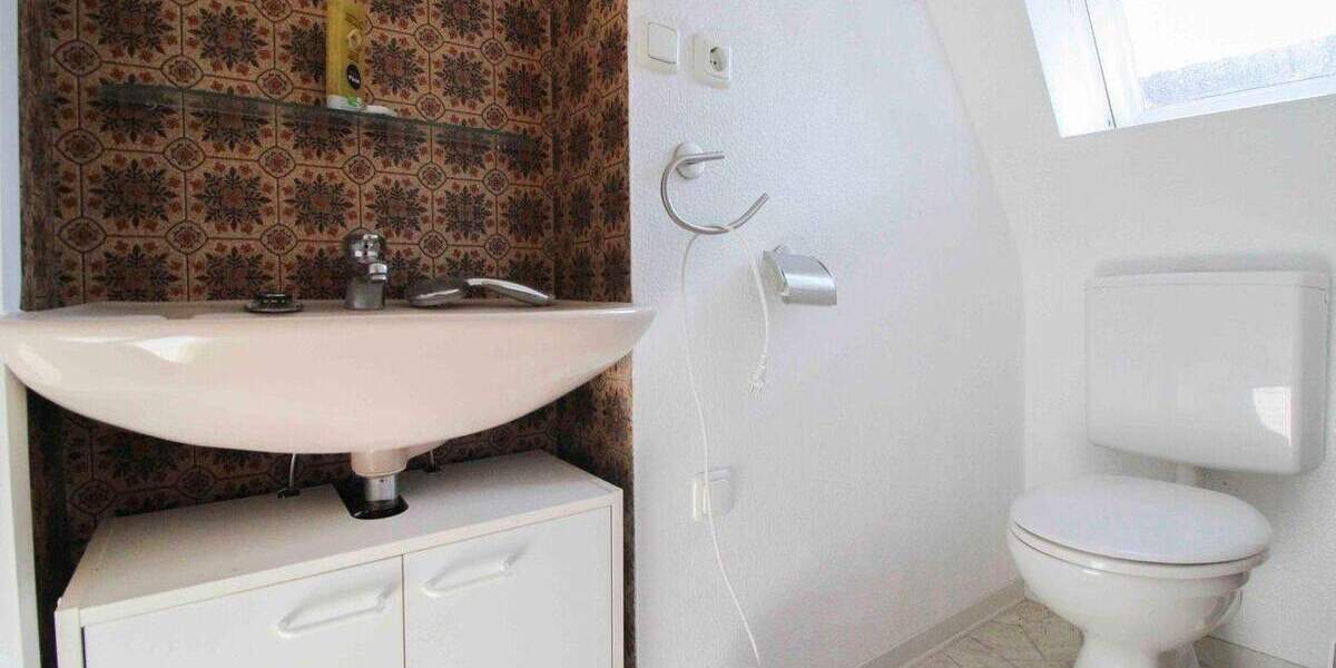 Mehrfamilienhaus, Wohnhaus Stuttgart Heumaden - 9 Zimmer, 398.000&euro; | Angebot:25650594