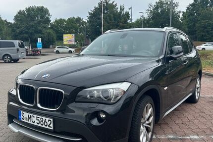 BMW X1 200.000 km 7.500 &euro; Stuttgart 70191
