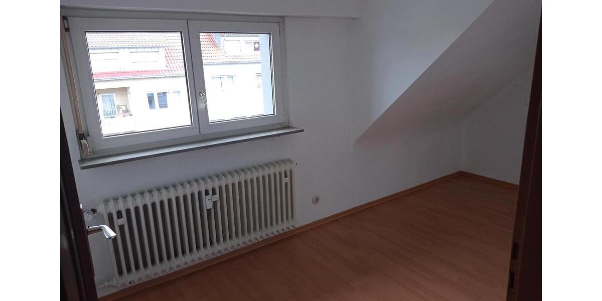 Dachgeschoßwohnung Stuttgart Vaihingen - 3 Zimmer, 360.000&euro; | Angebot:21641926