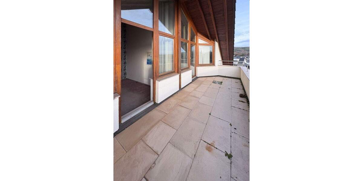 Einfamilienhaus Herrenberg - 8 Zimmer, 216 m&sup2;, 985.000&euro; | Angebot:25748797