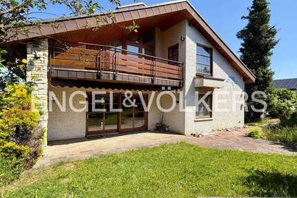 Haus Reutlingen Altenburg - 7 Zimmer, 217 m&sup2;, 715.000&euro; | Angebot:27397755