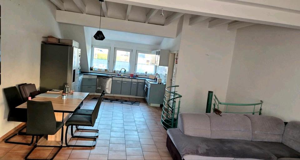 Reihenhaus Burladingen - 5 Zimmer, 140 m&sup2;, 1.000&euro; | Angebot:25413809