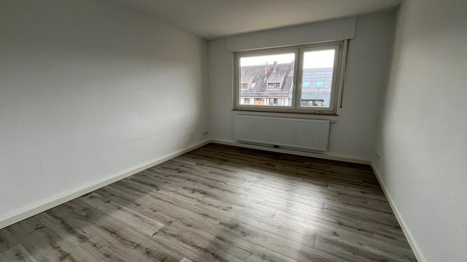Etagenwohnung Stuttgart Vaihingen - 3 Zimmer, 75 m&sup2;, 1.160&euro; | Angebot:25414799