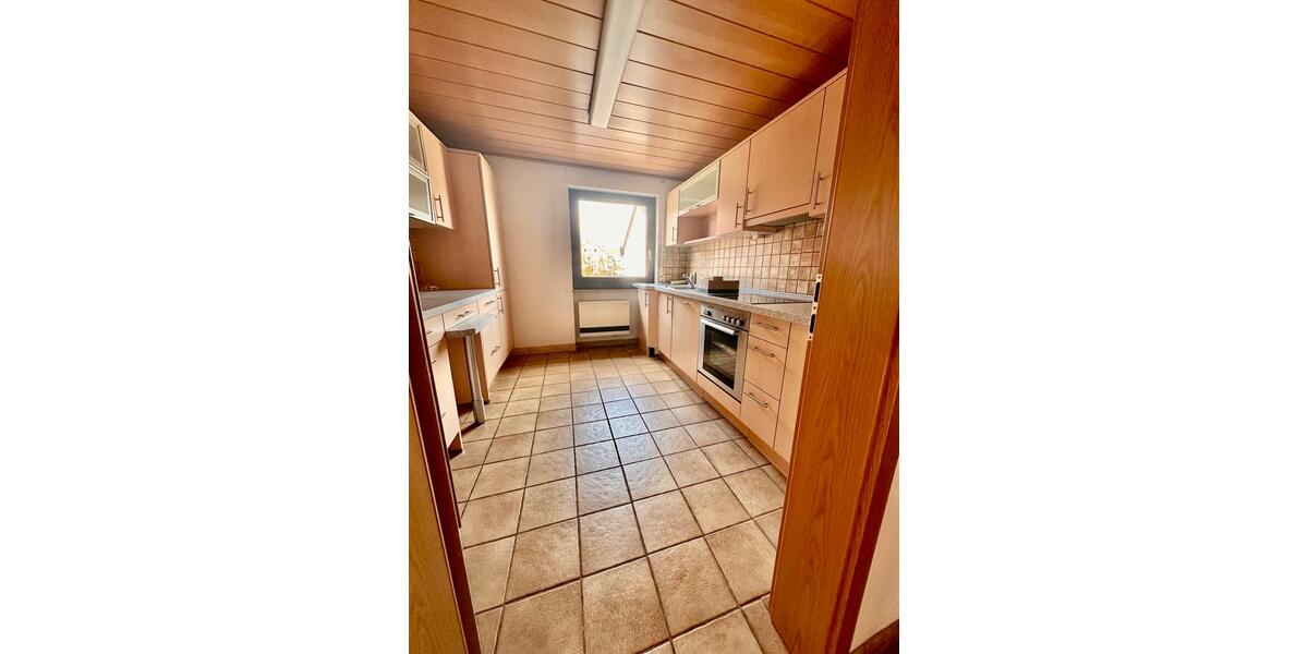 Etagenwohnung Nufringen - 3.5 Zimmer, 102 m&sup2;, 1.350&euro; | Angebot:25928788